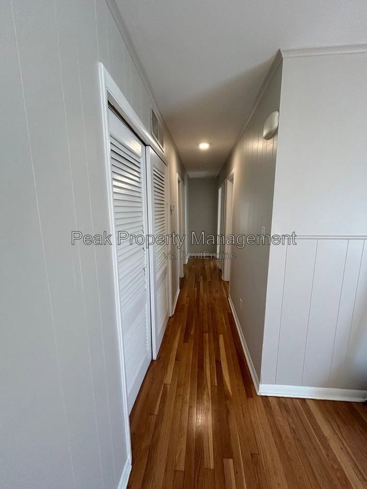 3712 Meridian Ave - Photo 3 of 8