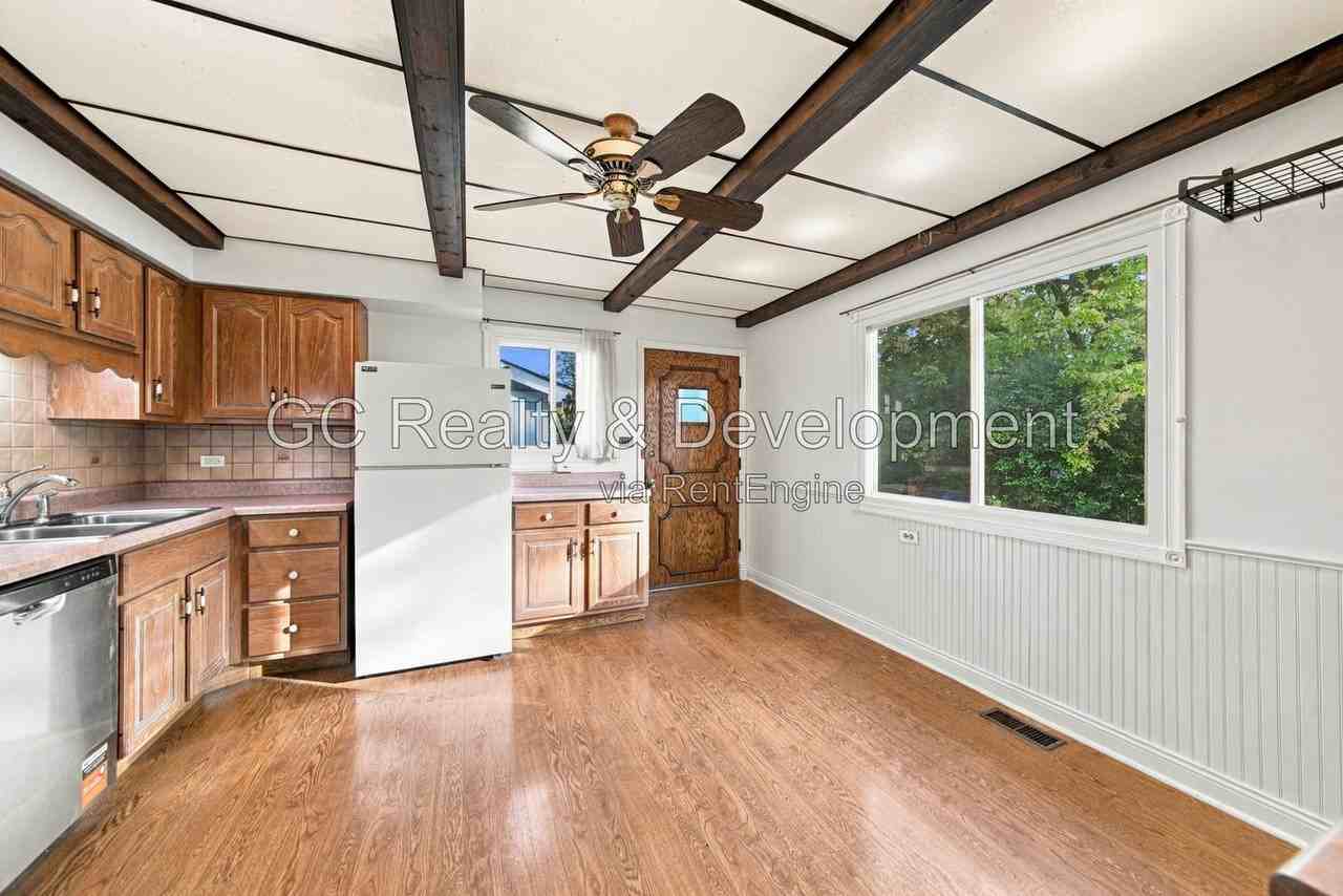 680 Easy St - Photo 6 of 20