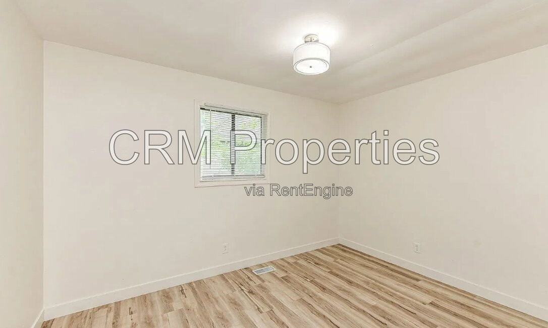 133 S Sheridan Ave - Photo 7 of 16