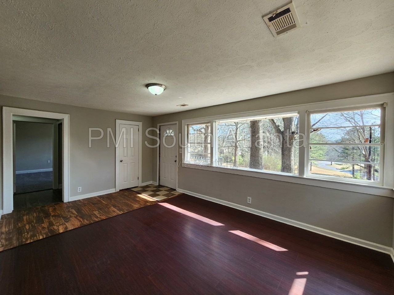 1459 Stockbridge Rd #B - Photo 6 of 36