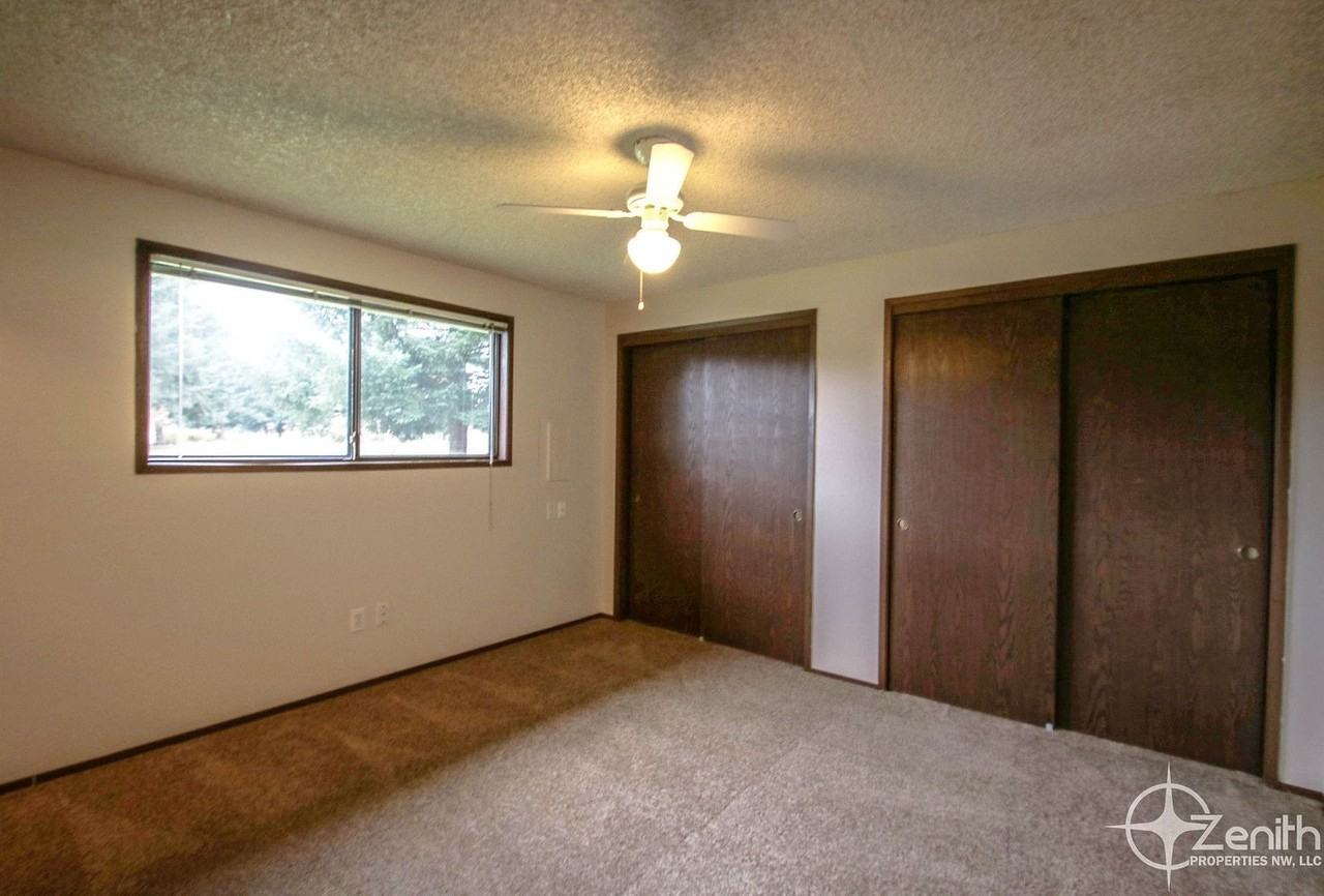 2818 Ne 86th Ave - Photo 6 of 11