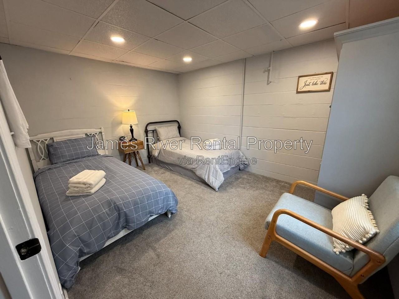 633 Sandusky Dr #B - Photo 6 of 10