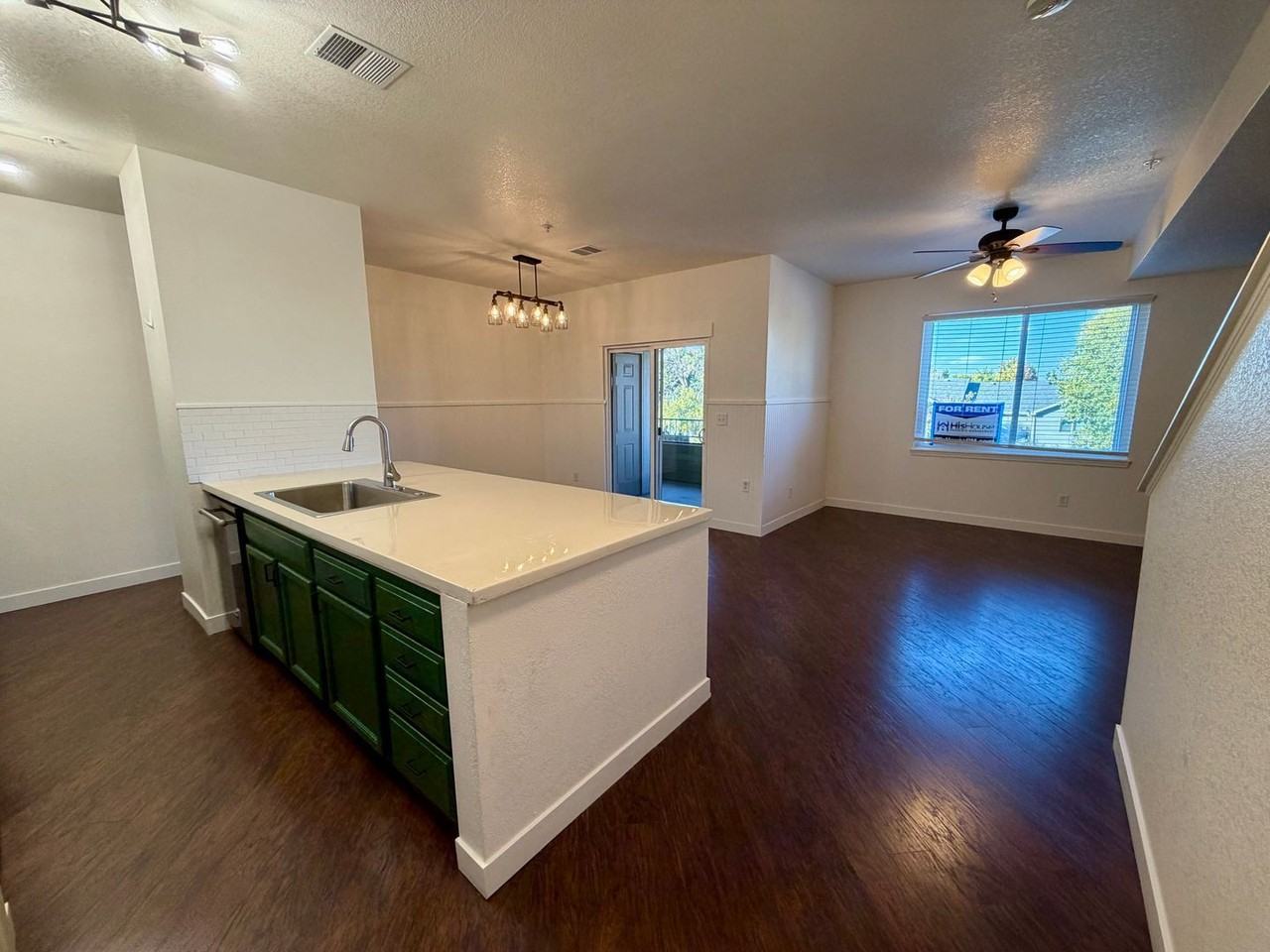 6925 19th St #16 - Photo 6 of 32