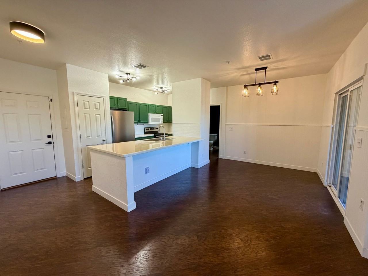 6925 19th St #16 - Photo 7 of 32