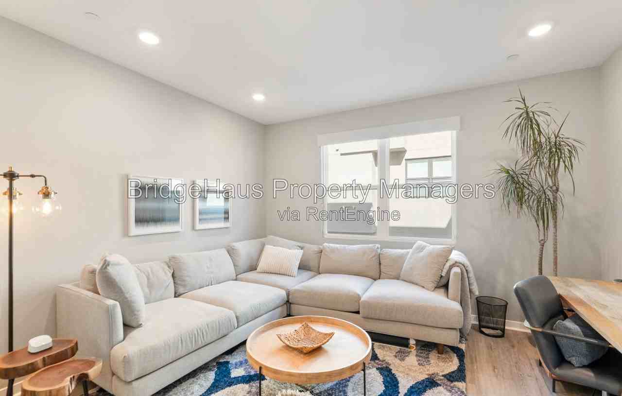 2806 Via Alta Pl - Photo 5 of 23