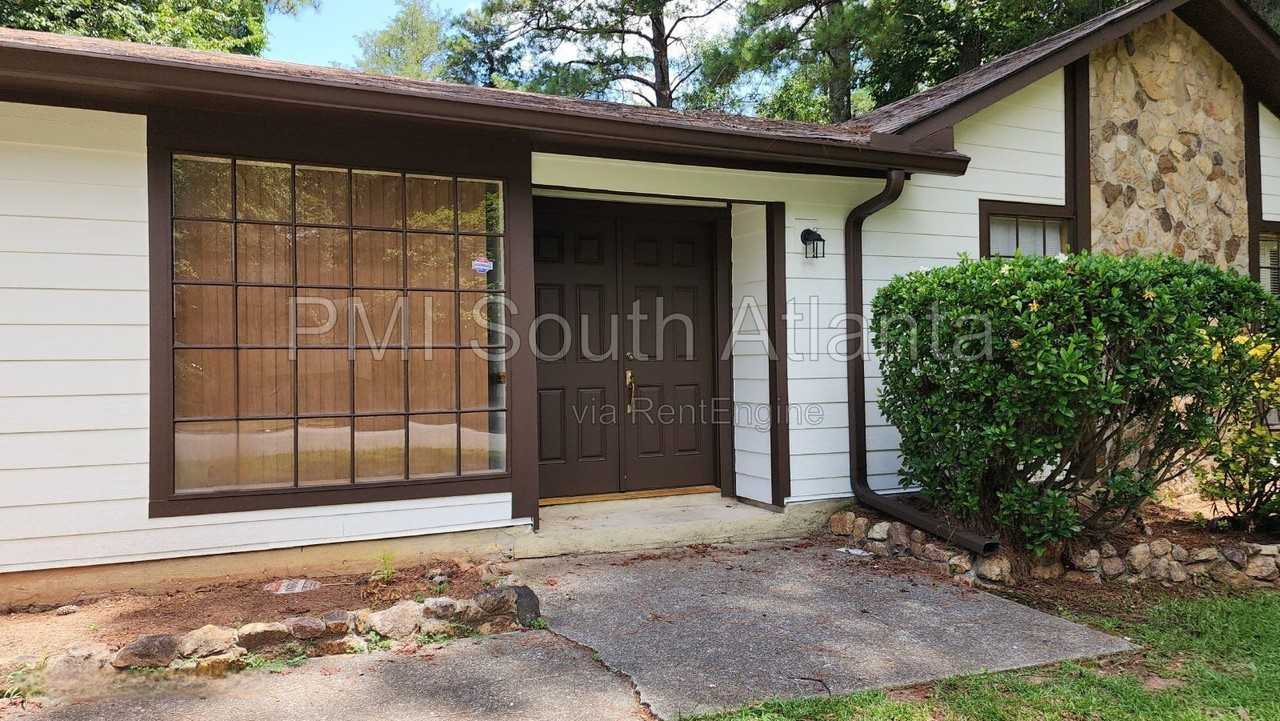 9257 Forest Knoll Dr - Photo 2 of 45