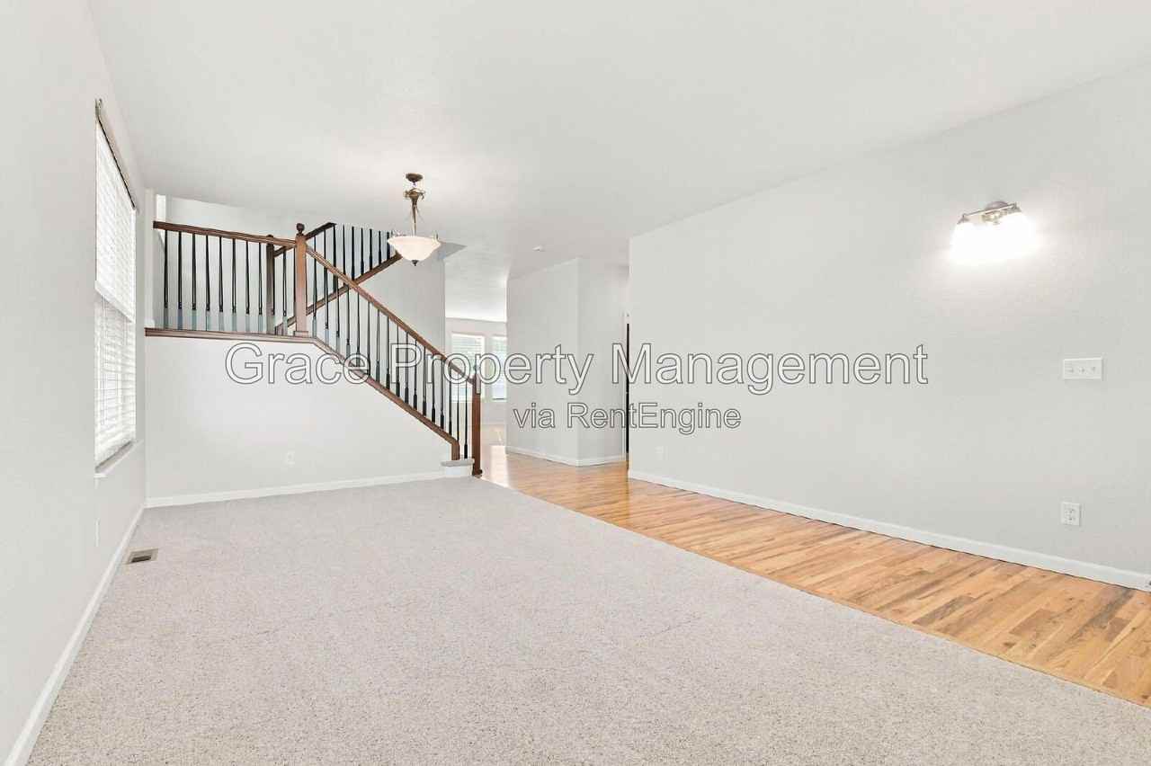 2715 S Muscovey Ln - Photo 2 of 21