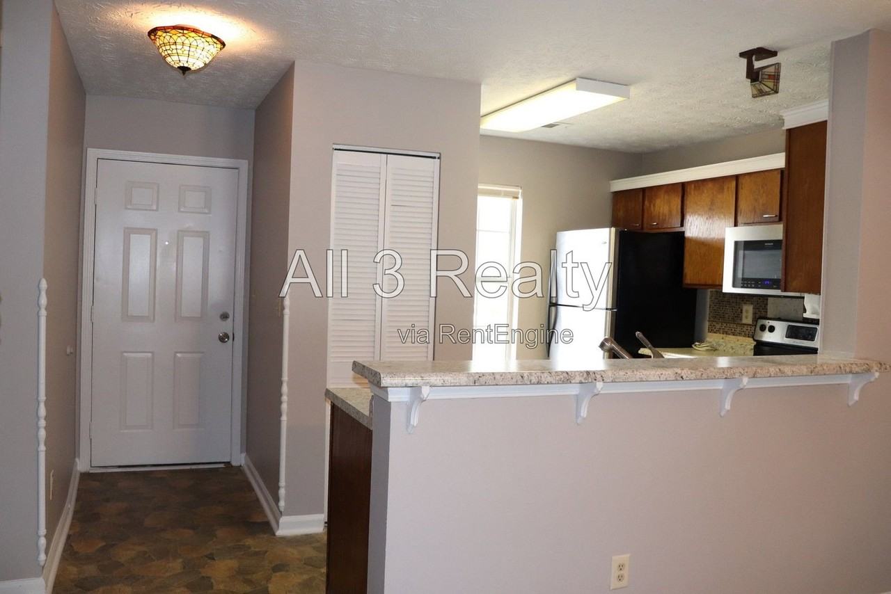 307 Quincy Ave - Photo 7 of 26