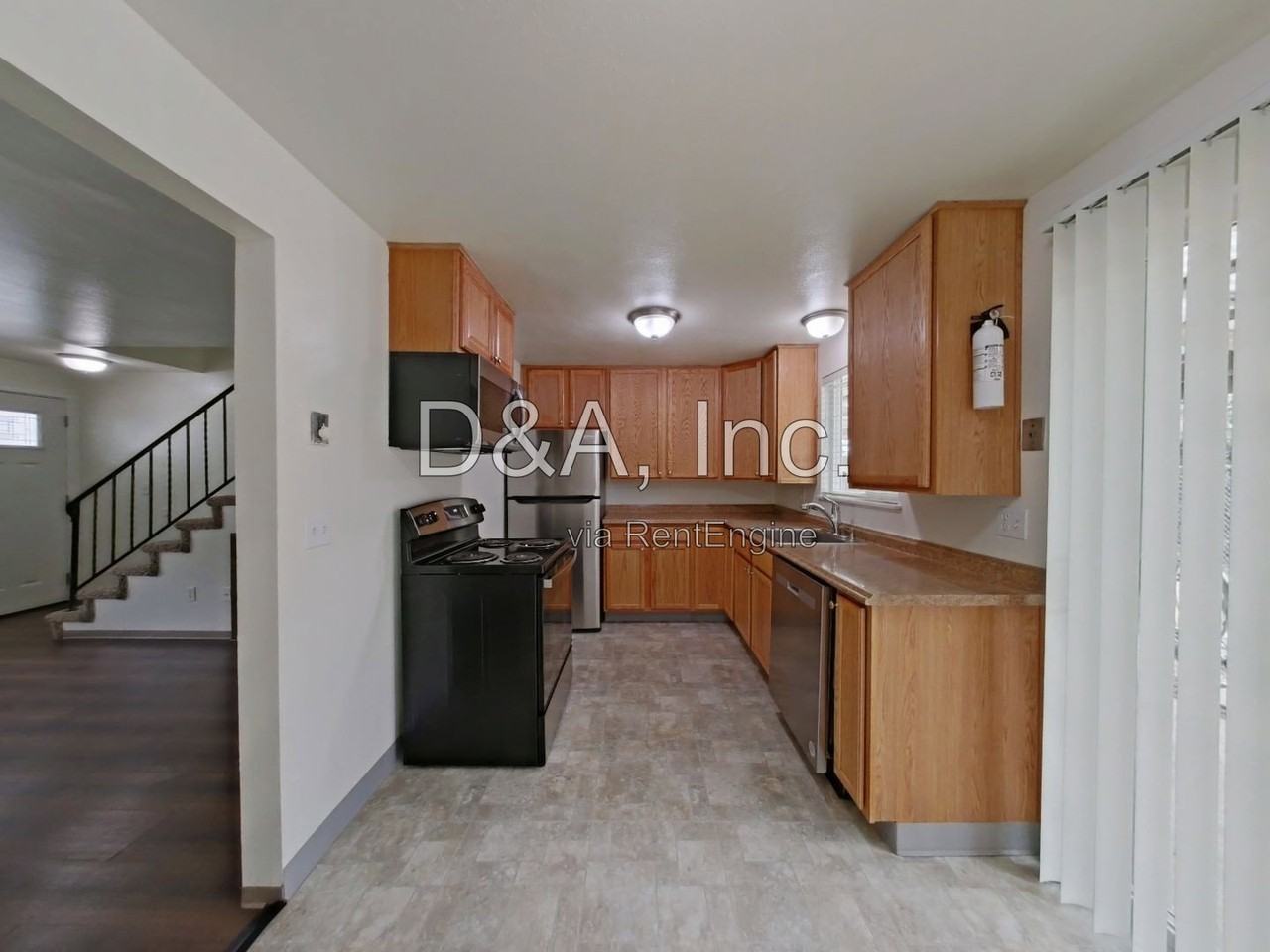 140 Ne Conifer Blvd #10 - Photo 6 of 19