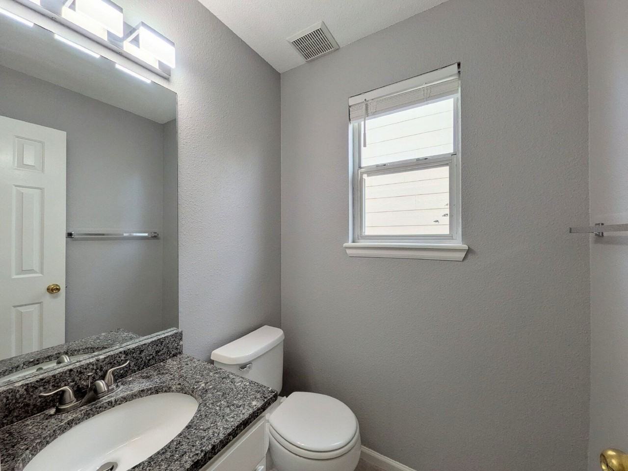10452 Hyacinth St - Photo 7 of 24