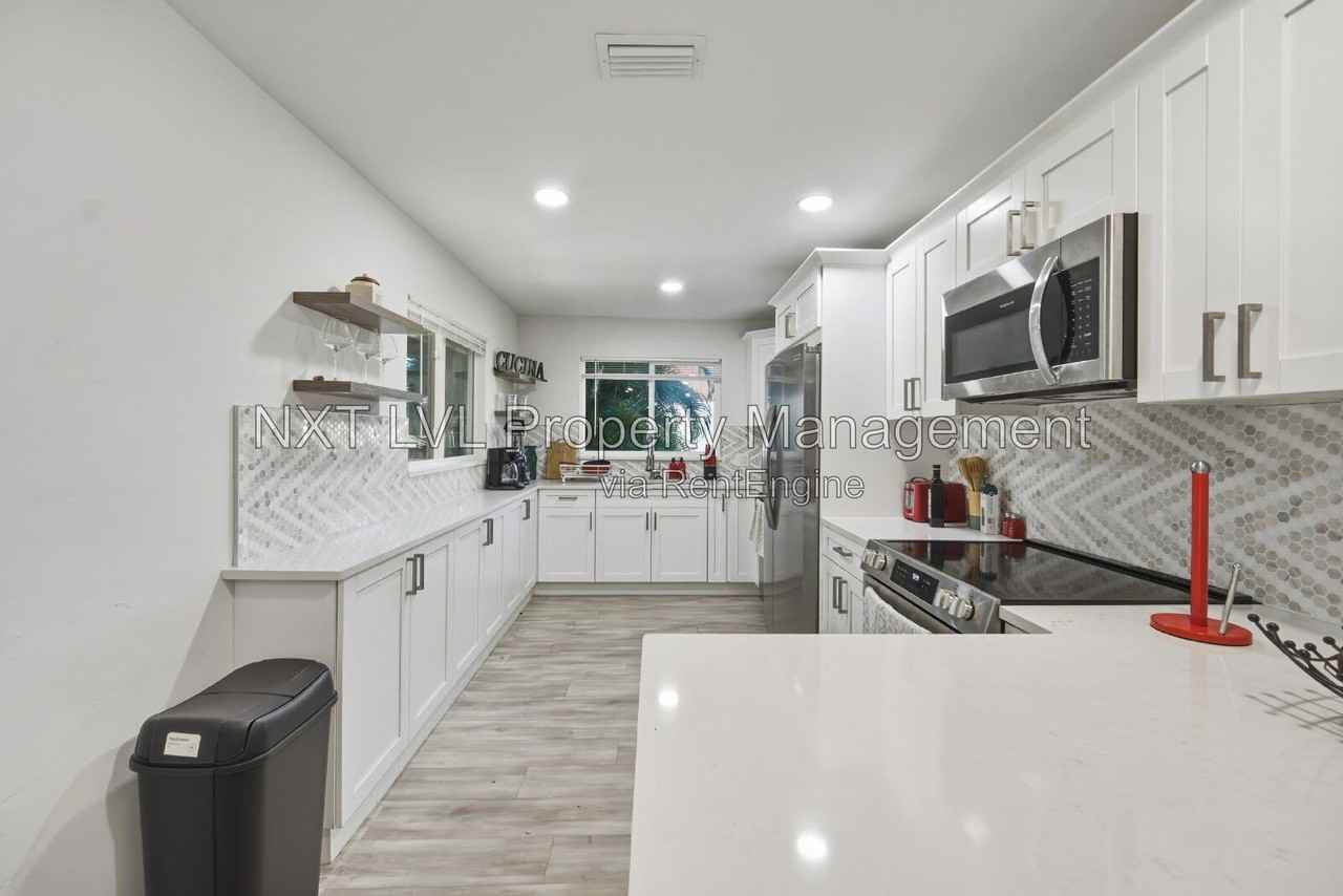 6447 Royal Woods Dr - Photo 7 of 25
