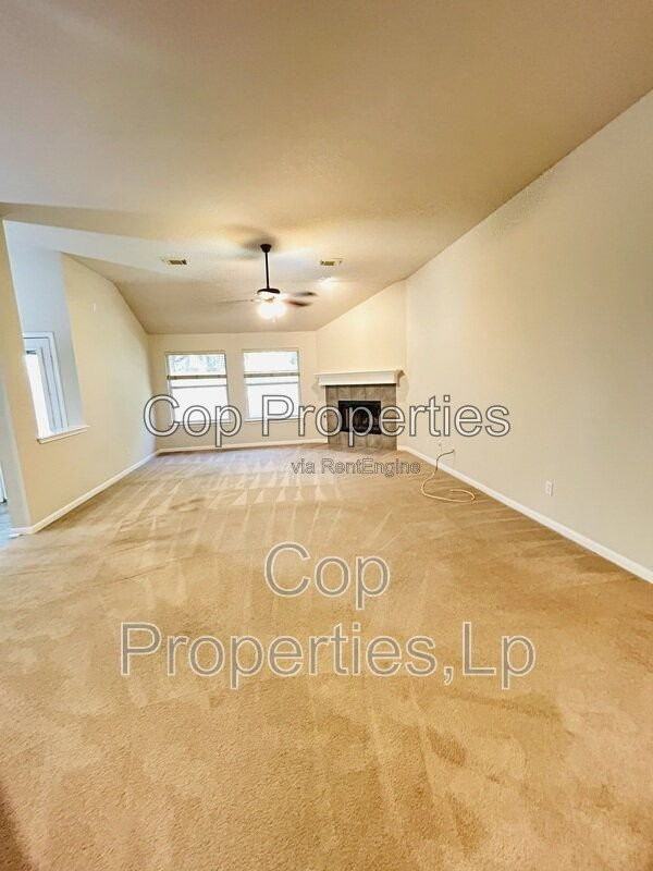 602 Turtle Hl - Photo 6 of 19