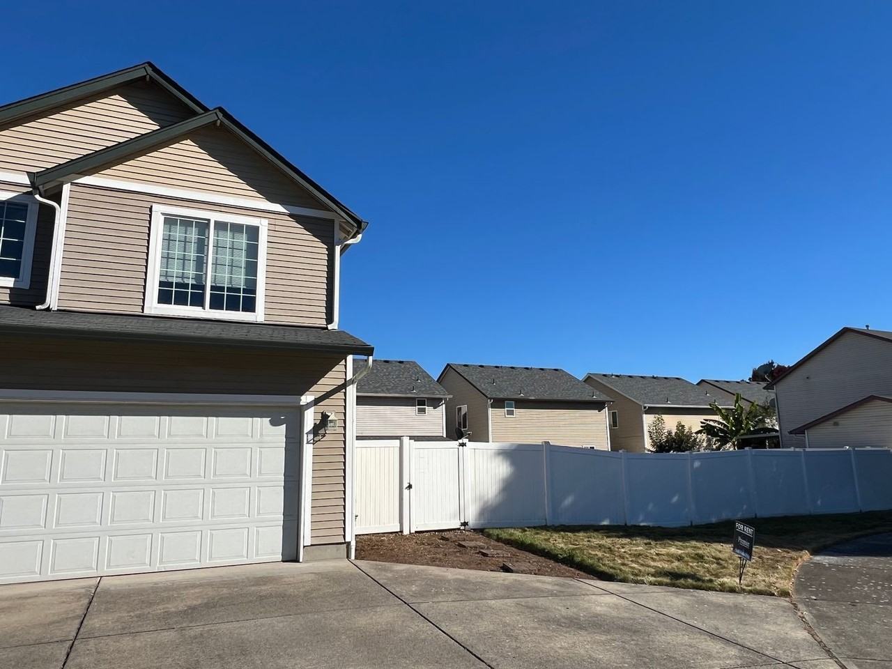 2715 Ne 125th Ct - Photo 2 of 25