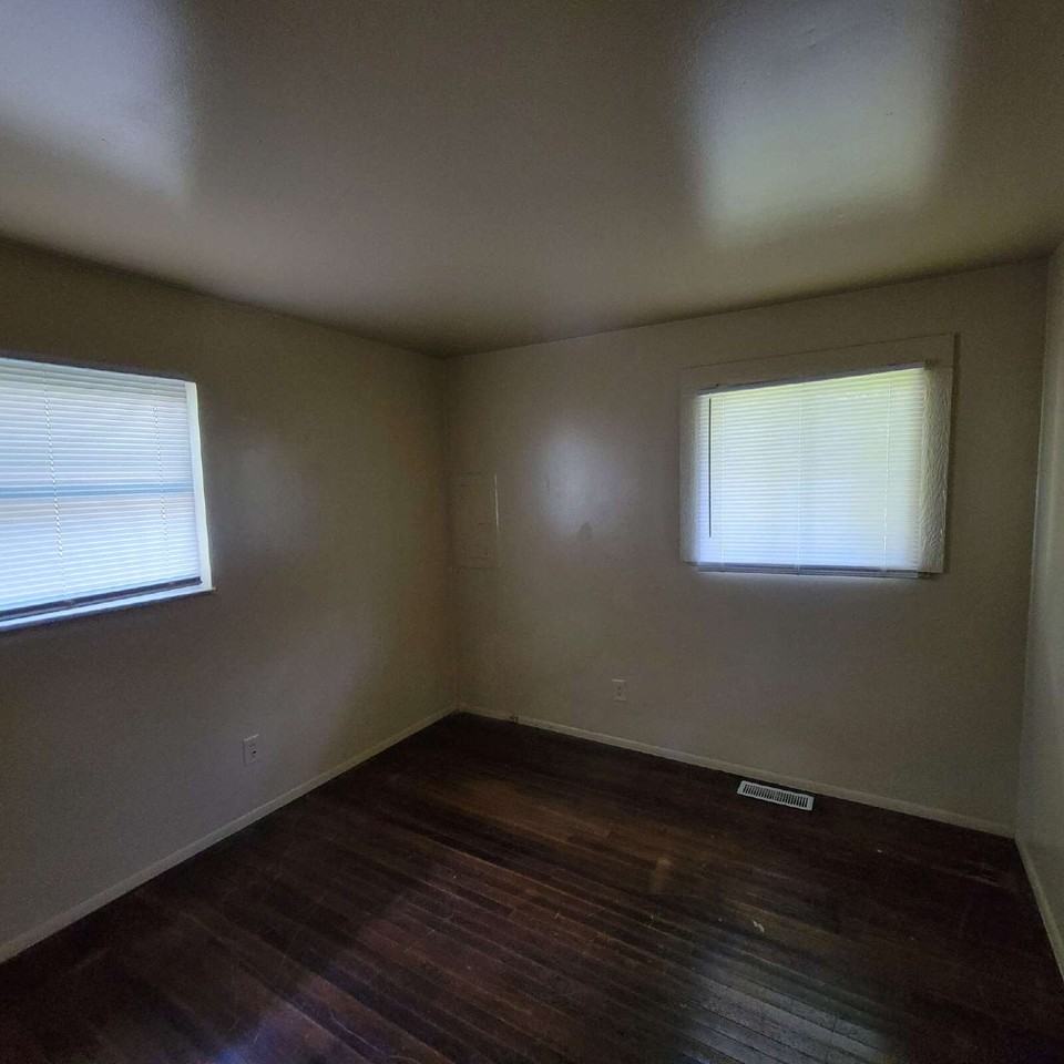 3711 N Hartman Dr - Photo 6 of 8