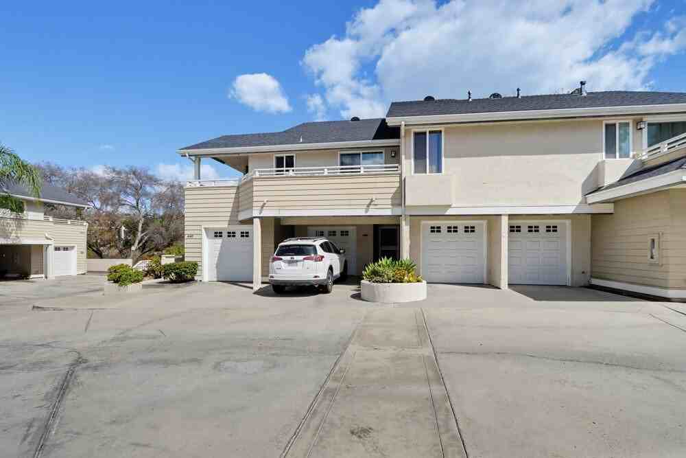 5193 68th St - Photo 2 of 50