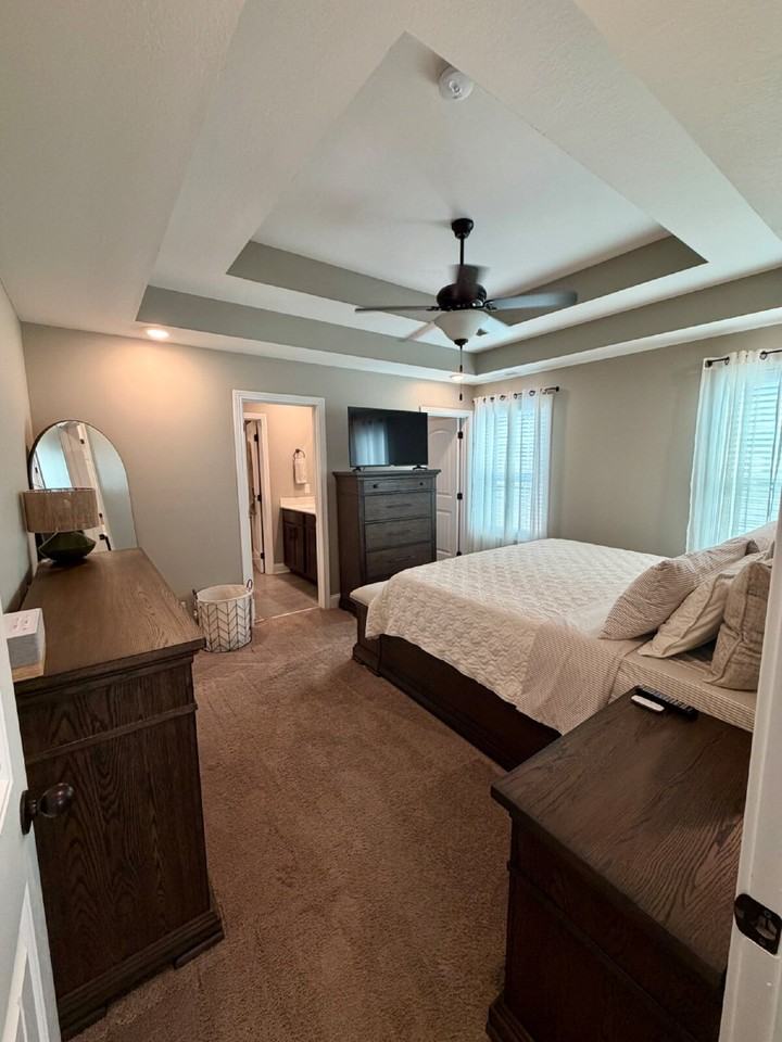 215 Geneva Ln - Photo 7 of 27