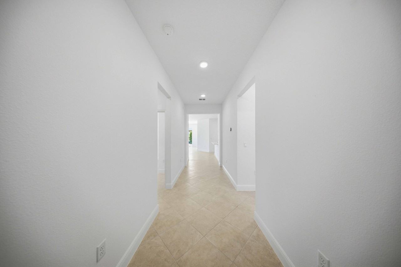 7175 Sw 55th Ln - Photo 2 of 19