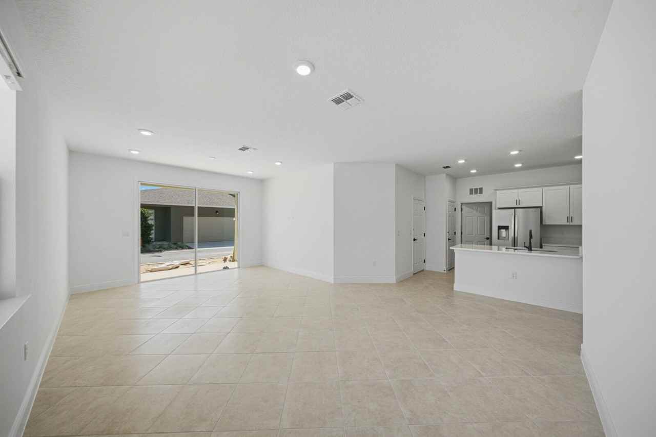 7175 Sw 55th Ln - Photo 4 of 19