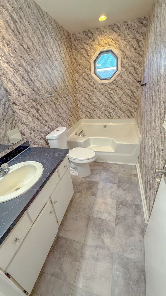 770 Crestline Dr - Photo 7 of 24