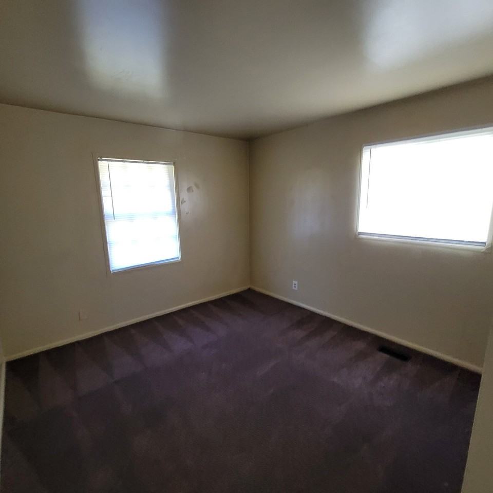 3707 Payton Ave - Photo 5 of 8