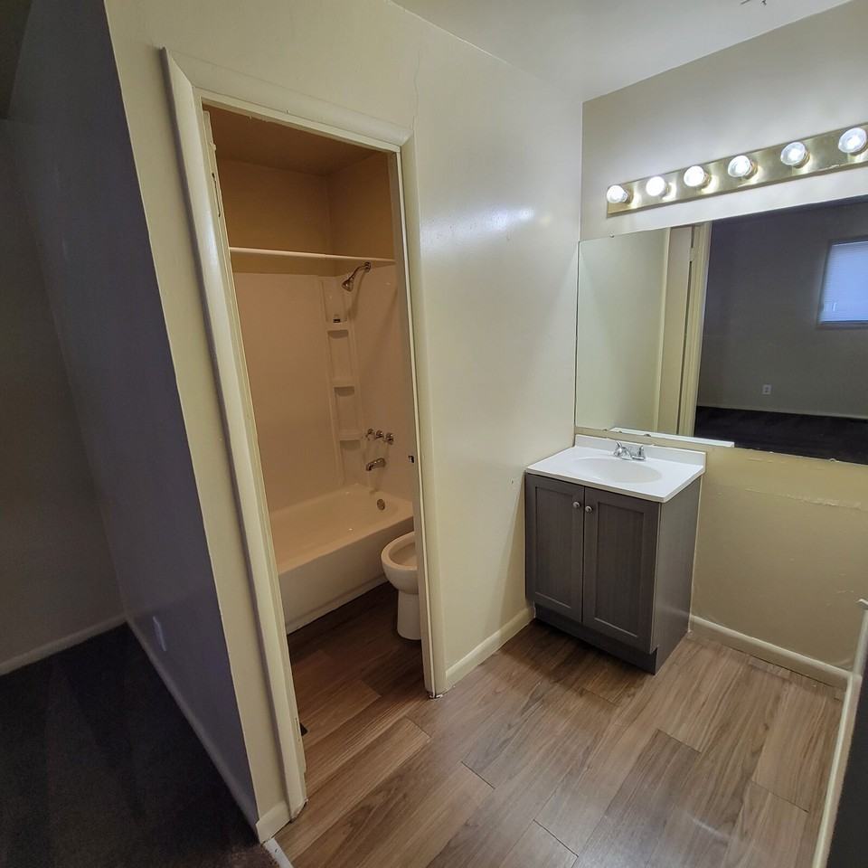 3707 Payton Ave - Photo 7 of 8