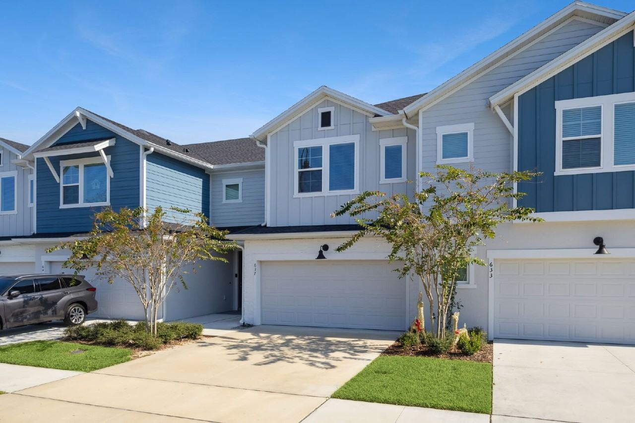 637 Astera Winds Ln - Photo 2 of 35