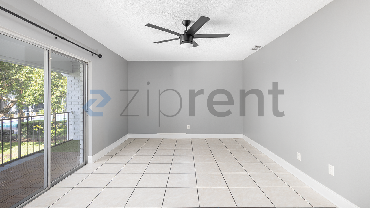 204 Lewfield Cir - Photo 6 of 18