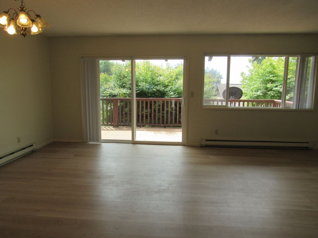 400 400 Beacon Hill Dr. - 400 Beacon Hill Dr #8 - Photo 7 of 13