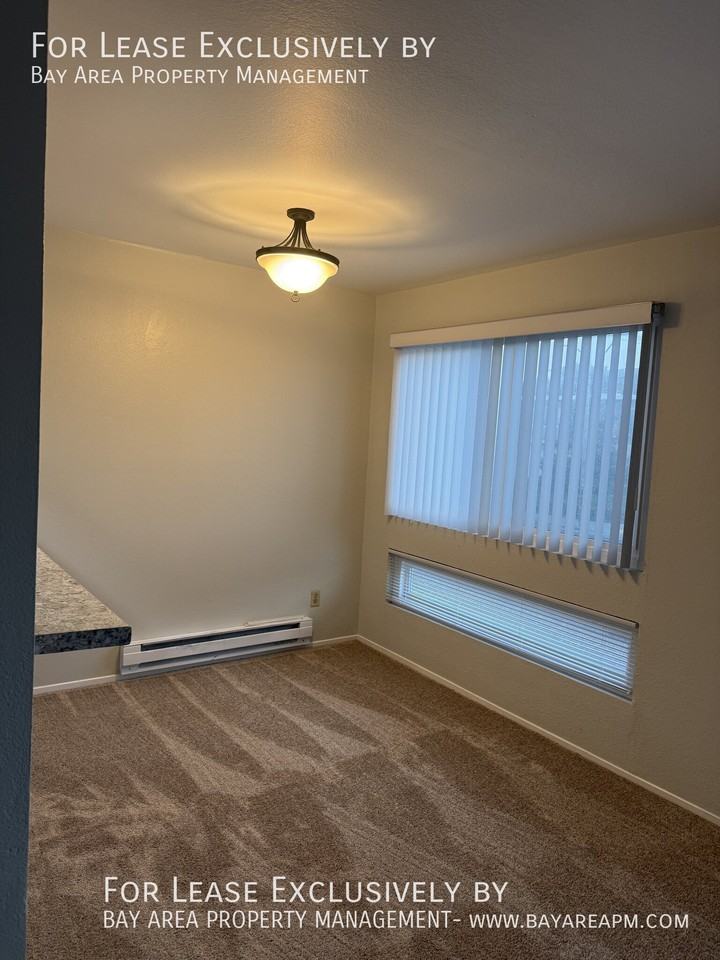 647 Grand Ave #3 - Photo 5 of 10