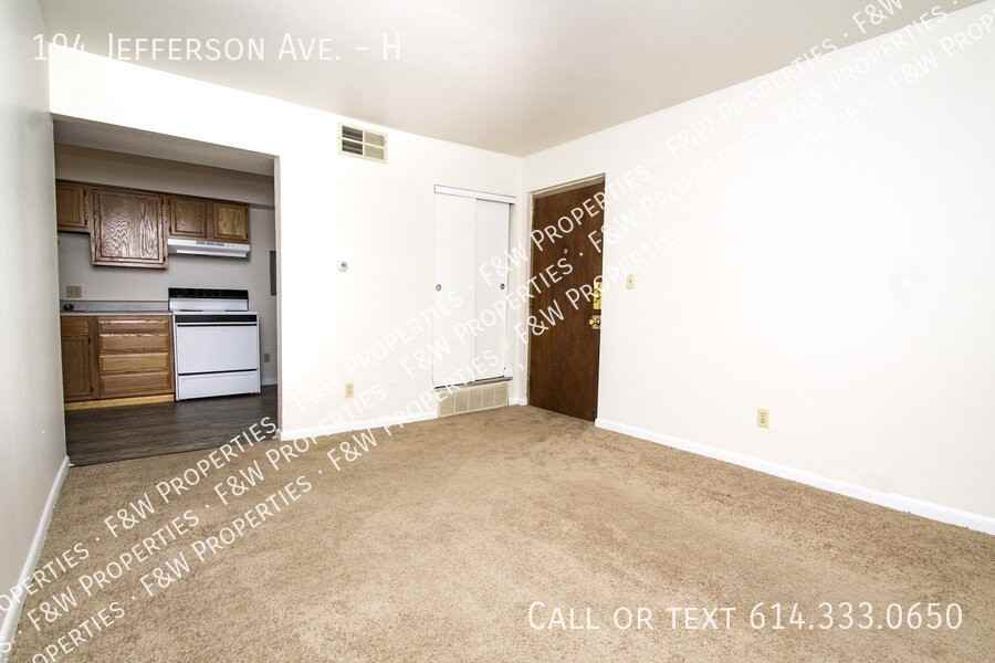 194 Jefferson Ave #H - Photo 2 of 29