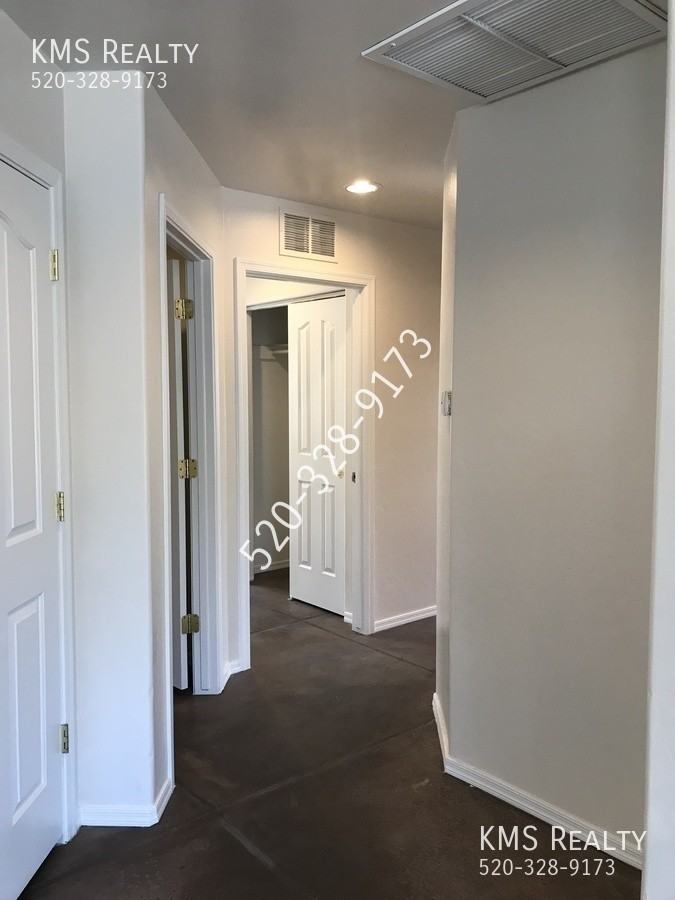6910 S Radec Ln - Photo 6 of 39