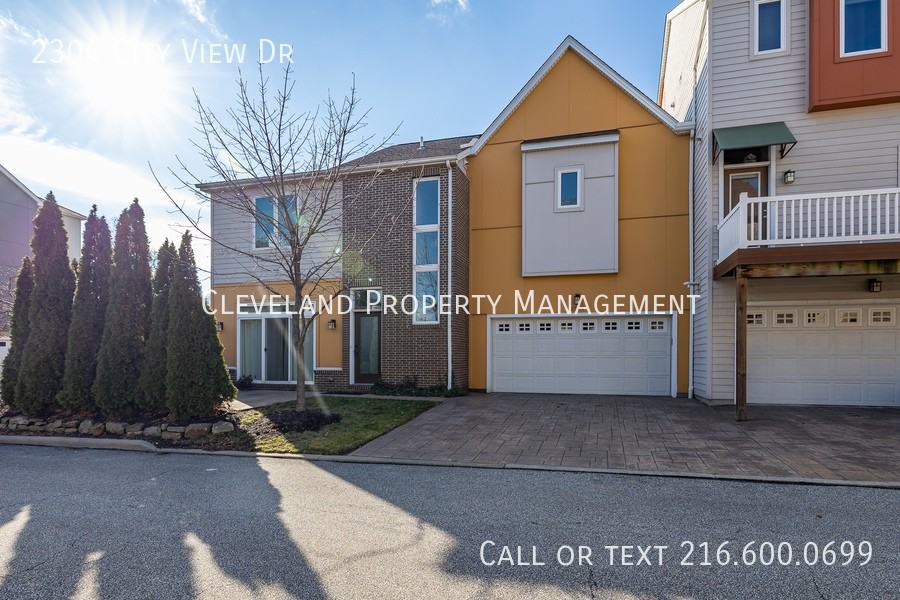 2304 City View Dr - Photo 2 of 36