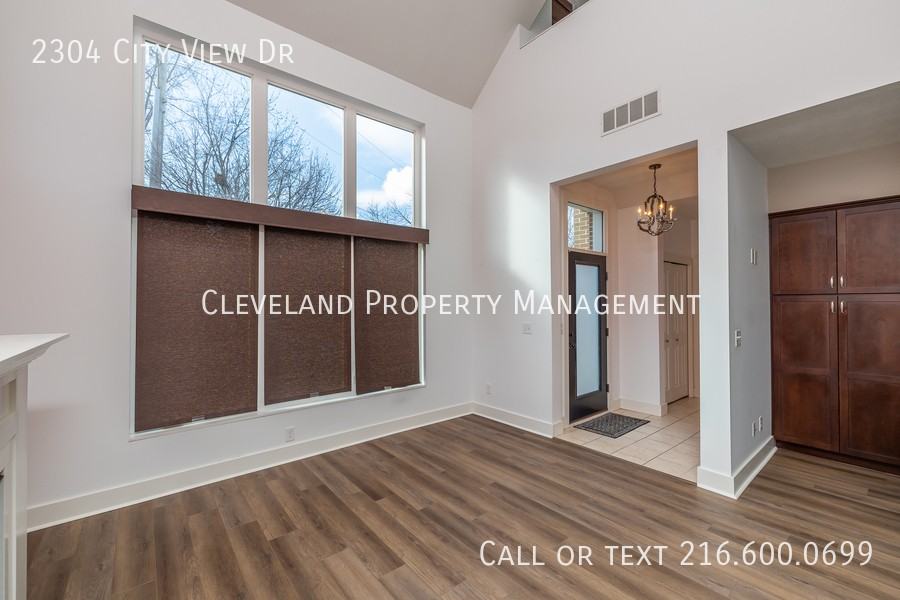 2304 City View Dr - Photo 6 of 36