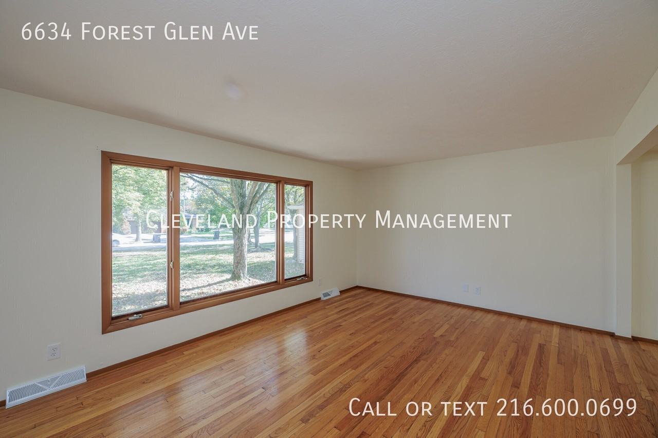 6634 Forest Glen Ave - Photo 6 of 29