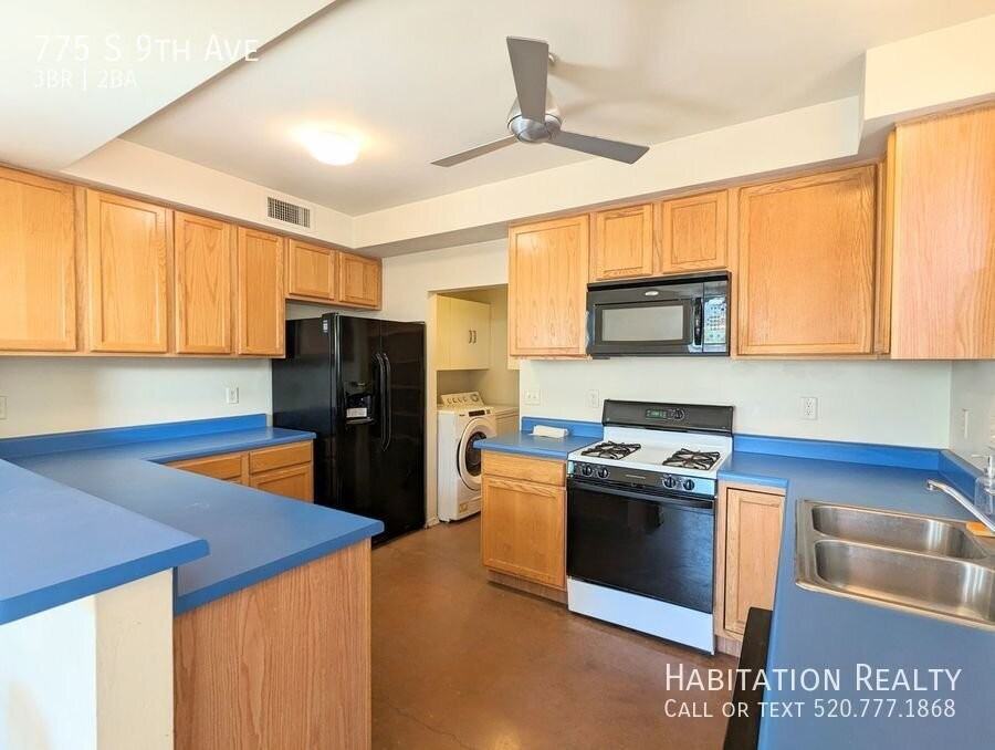 775 S 9th Ave - Photo 2 of 25