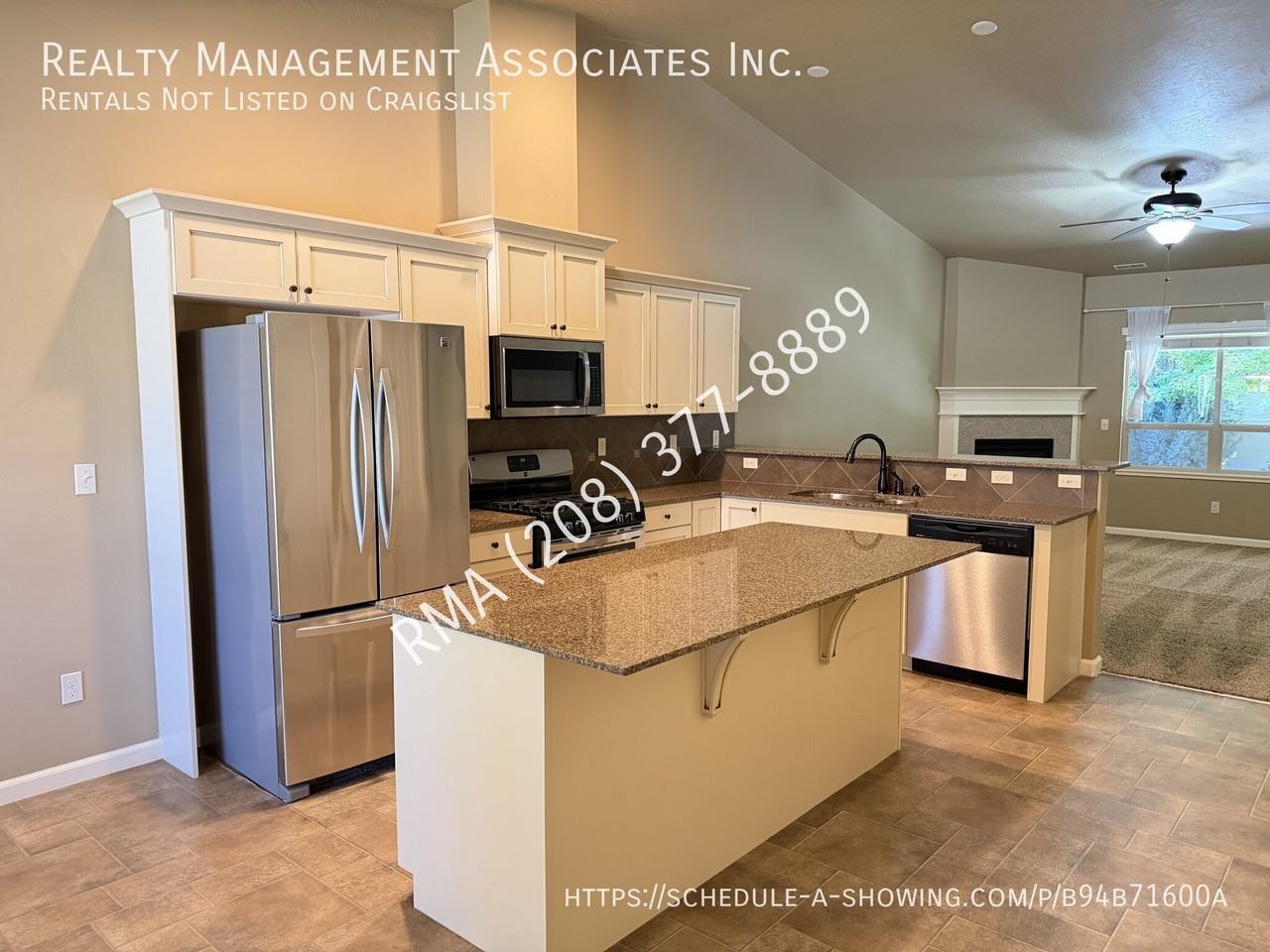 3374 N Justin Ave - Photo 4 of 19