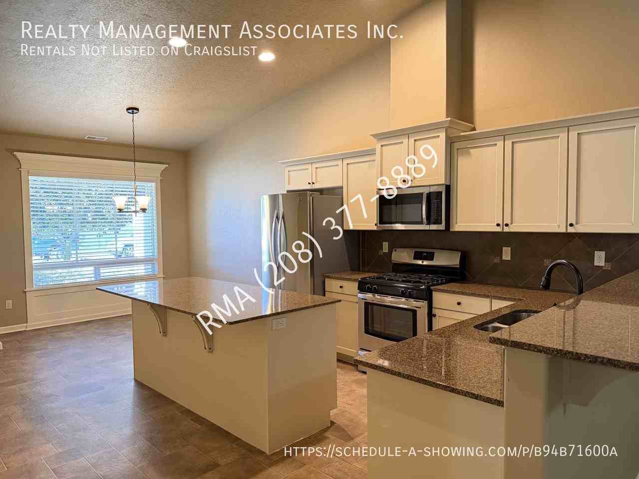 3374 N Justin Ave - Photo 6 of 19