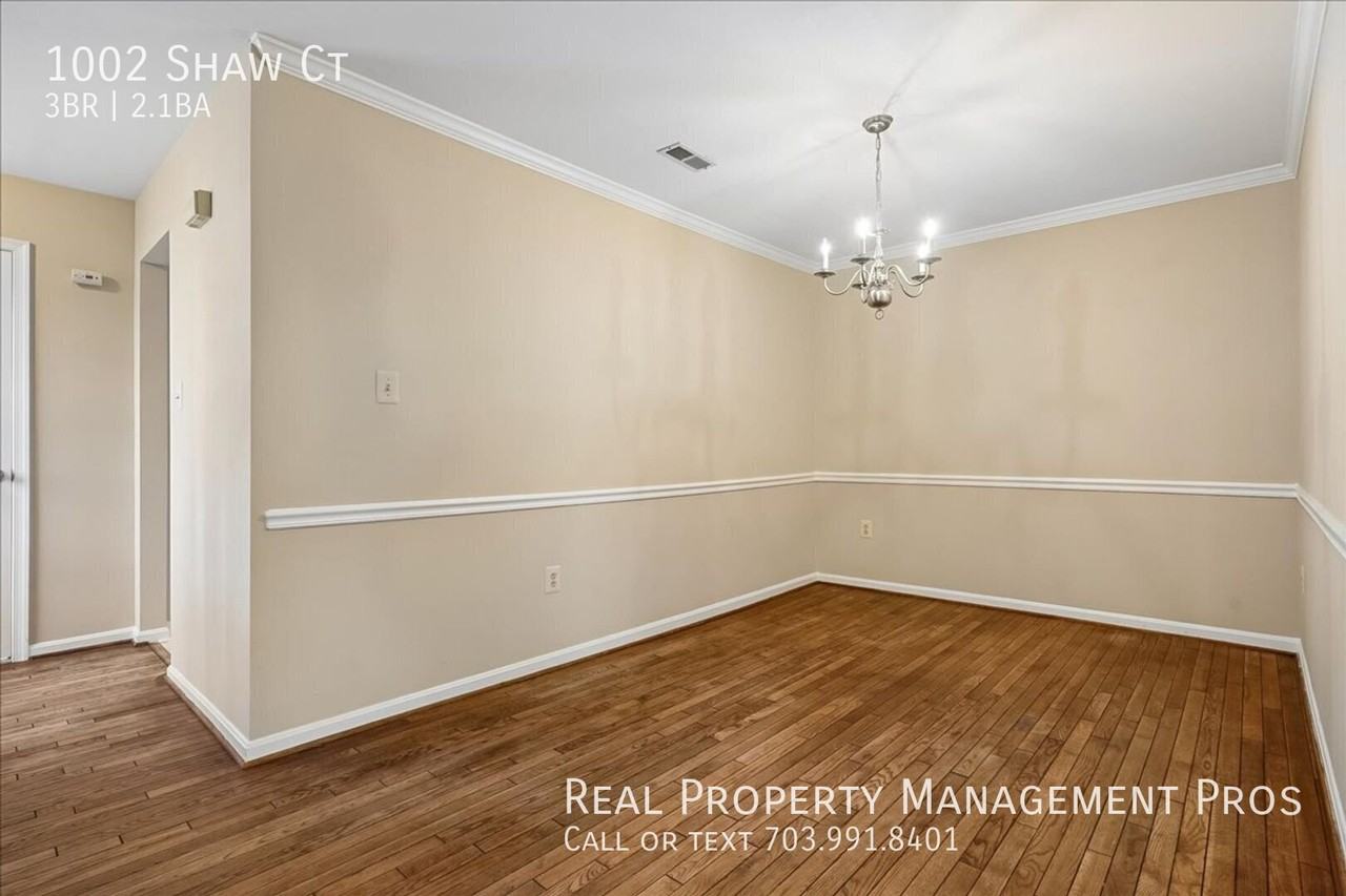 1002 Shaw Ct - Photo 6 of 34