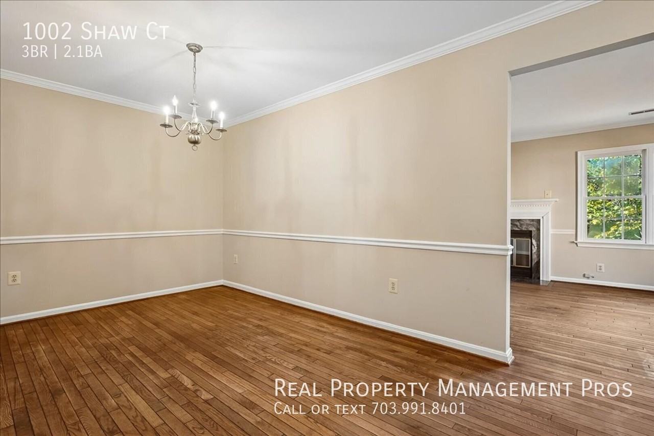 1002 Shaw Ct - Photo 7 of 34