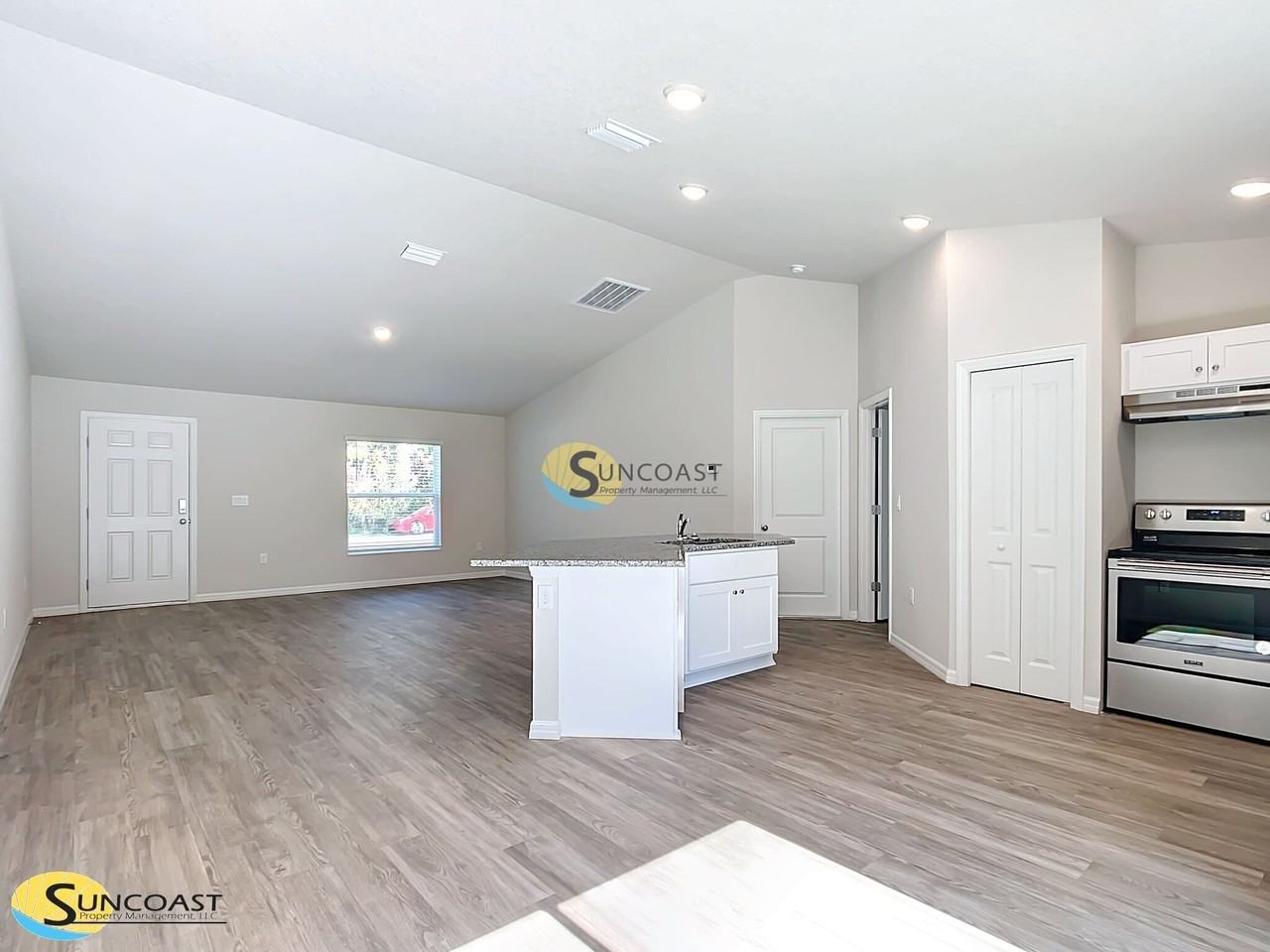 20581 Sw Marine Blvd - Photo 3 of 15