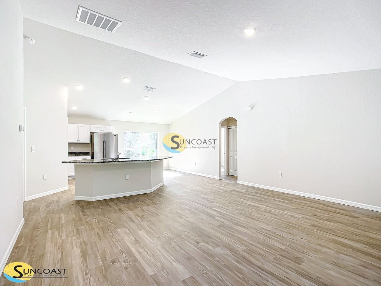 20581 Sw Marine Blvd - Photo 5 of 15