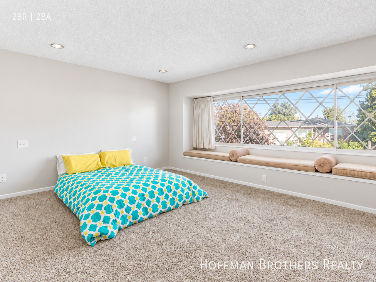 2603 1/2 Phelan Ln #2603 - Photo 4 of 11