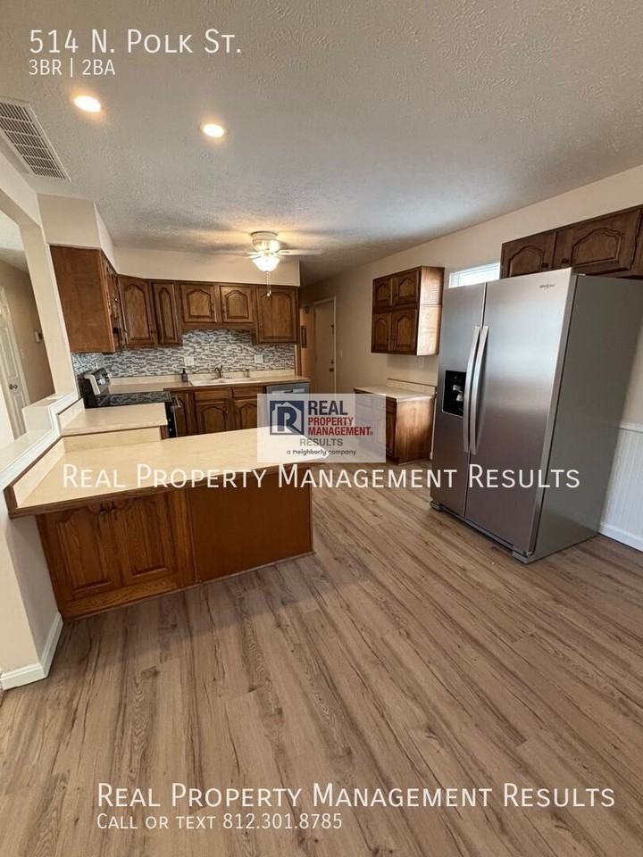 514 N Polk St - Photo 4 of 18