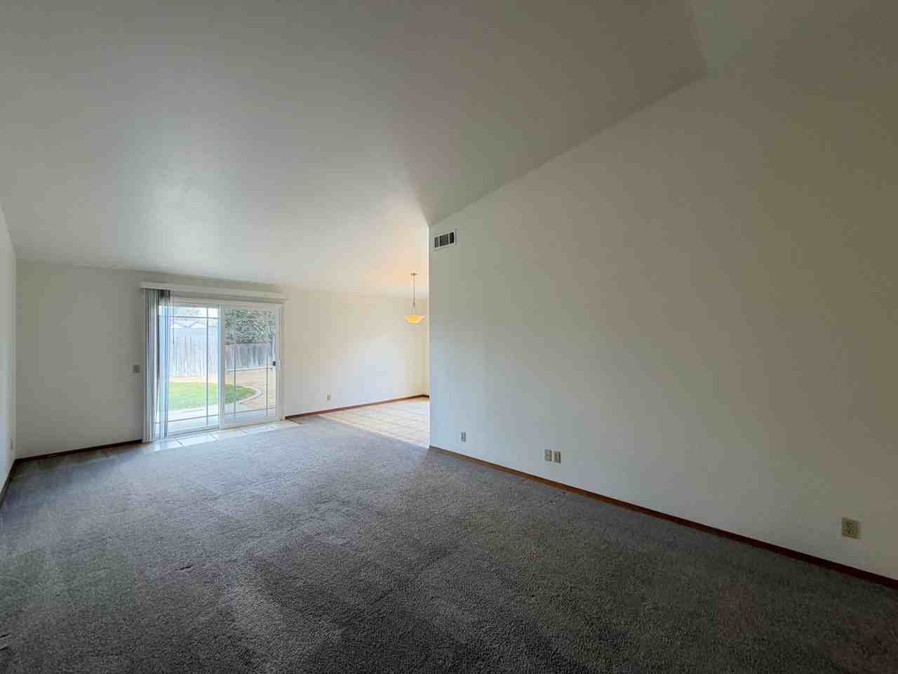 841 Blue Ridge Dr - Photo 6 of 50