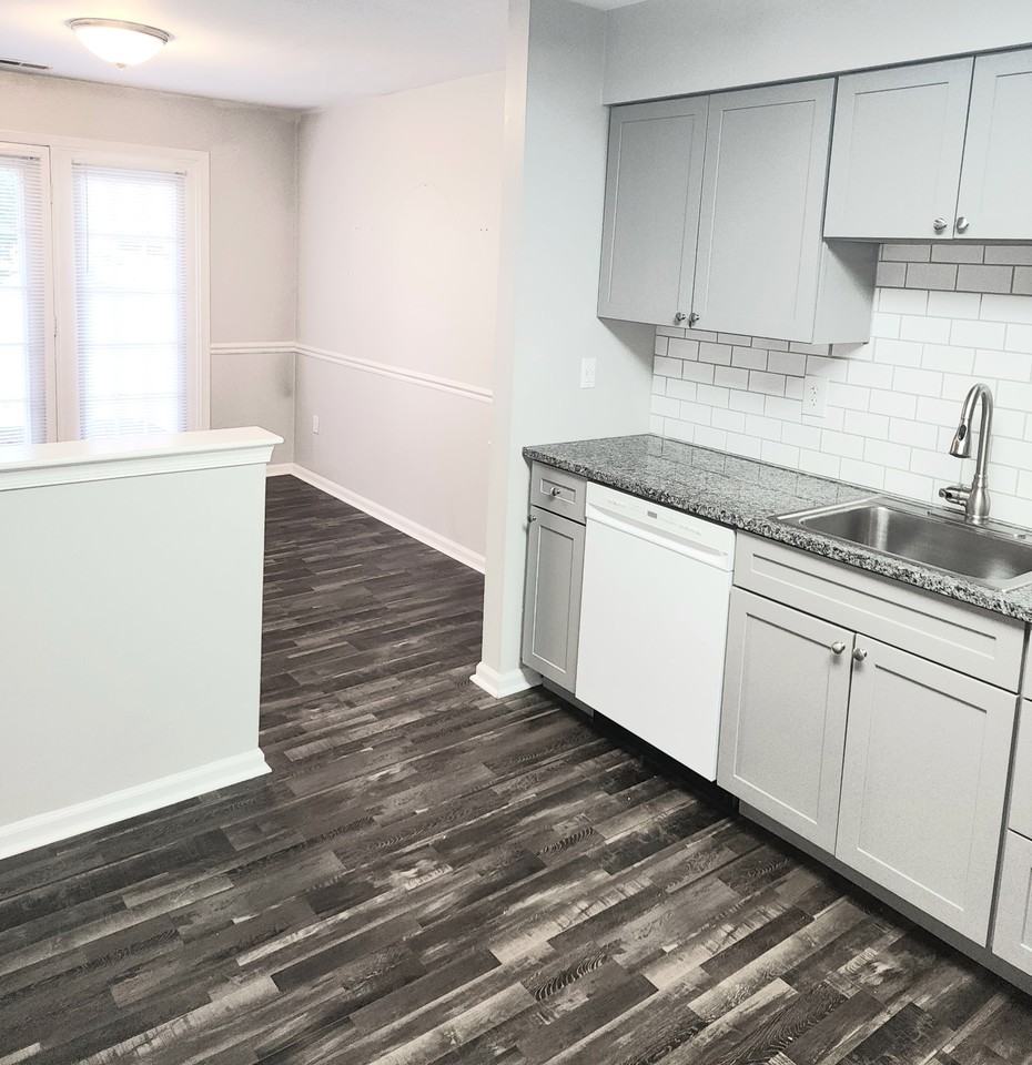 104 Pertwood Ct #104 - Photo 4 of 10