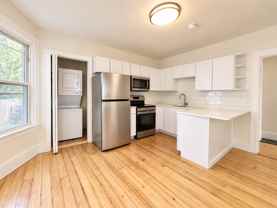 109 Bowen St #1 - Photo 1 of 1