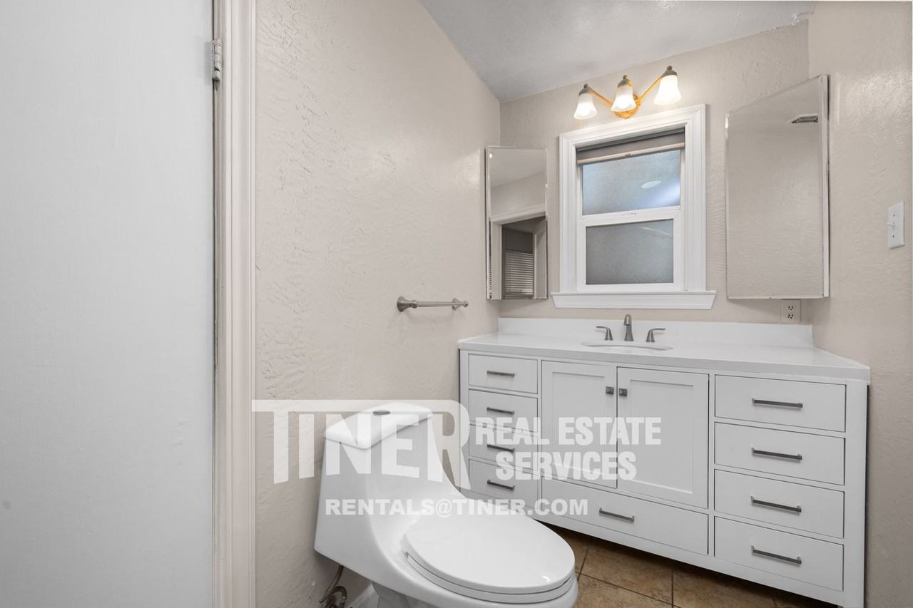 603 Mormon St - Photo 4 of 37
