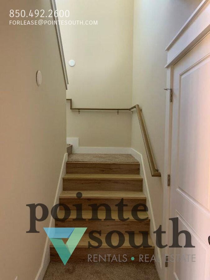 817 Willow St - Photo 6 of 25
