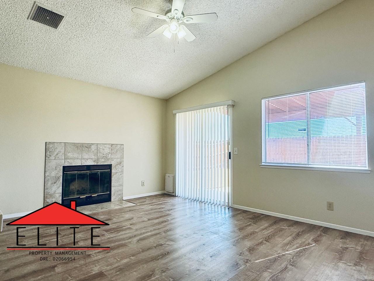 253 W Mariposa Ave - Photo 5 of 22