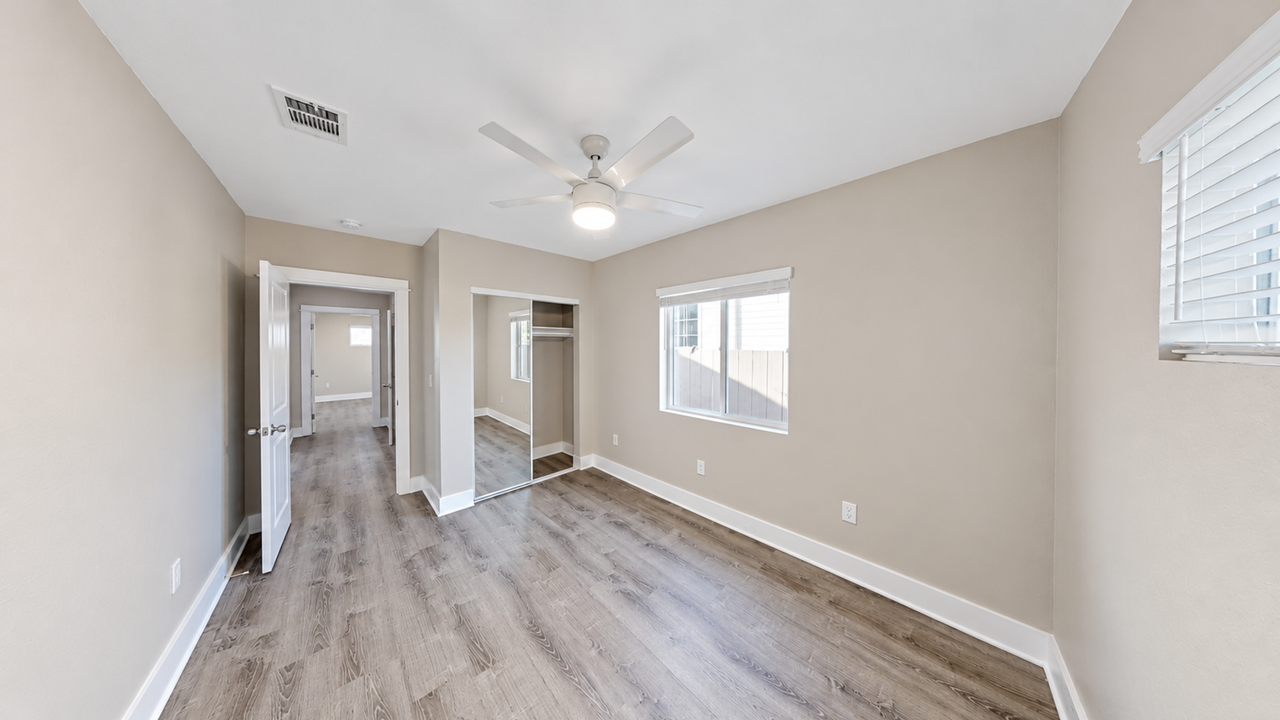 4860 Art St - Photo 7 of 20